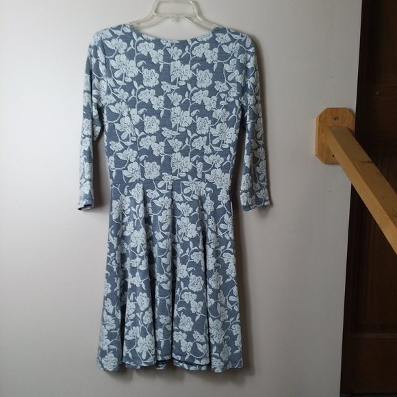 Lauren Conrad Dress Floral Print Sz Small 3/4 sleev - Picture 5 of 9